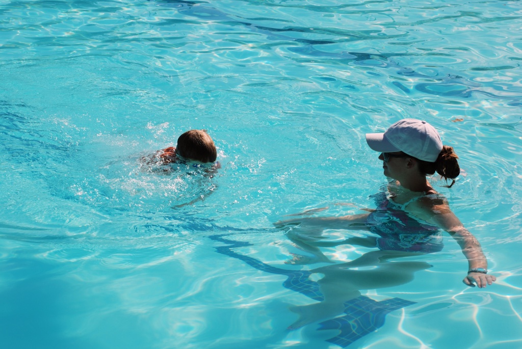 2009-08-20-16 IAN SWIM LESSON.jpg